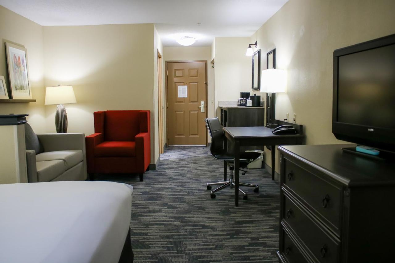 Country Inn & Suites By Radisson, Richmond West At I-64, Va Henrico Bagian luar foto