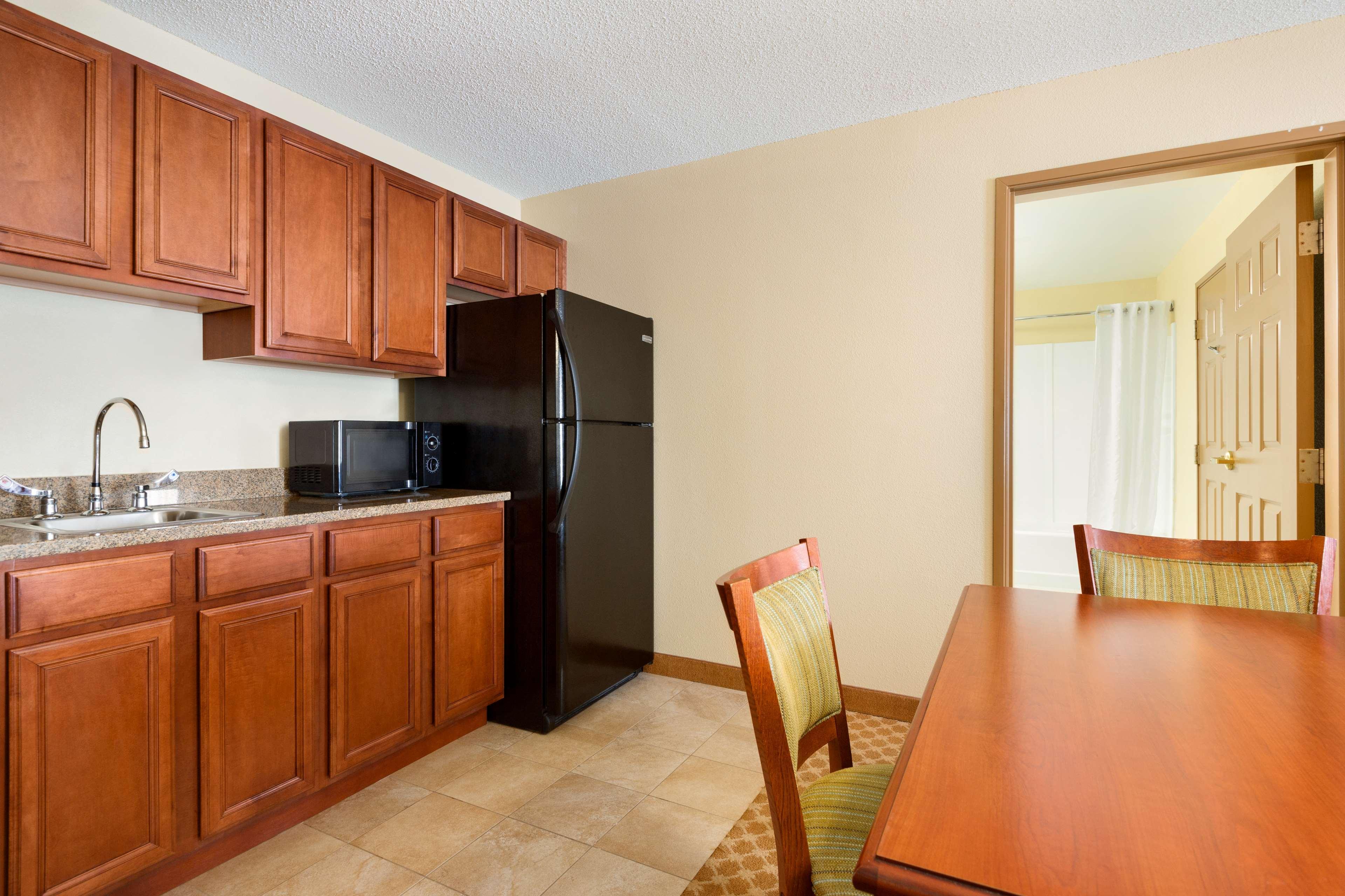 Country Inn & Suites By Radisson, Richmond West At I-64, Va Henrico Bagian luar foto
