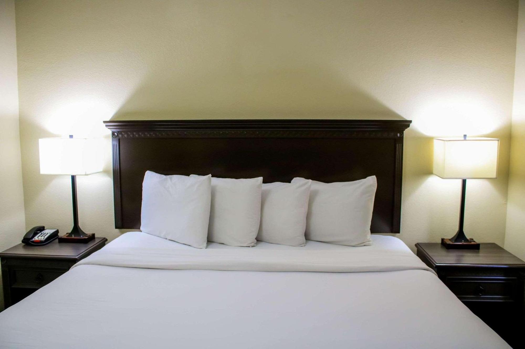 Country Inn & Suites By Radisson, Richmond West At I-64, Va Henrico Bagian luar foto